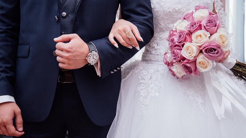 File - Couple getting married.