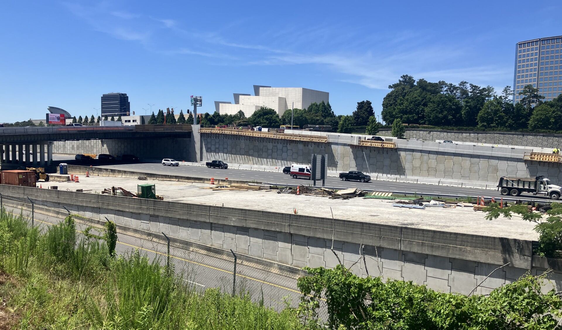 Road project on I-75 at Akers Mill causes traffic troubles - Vimarsana News