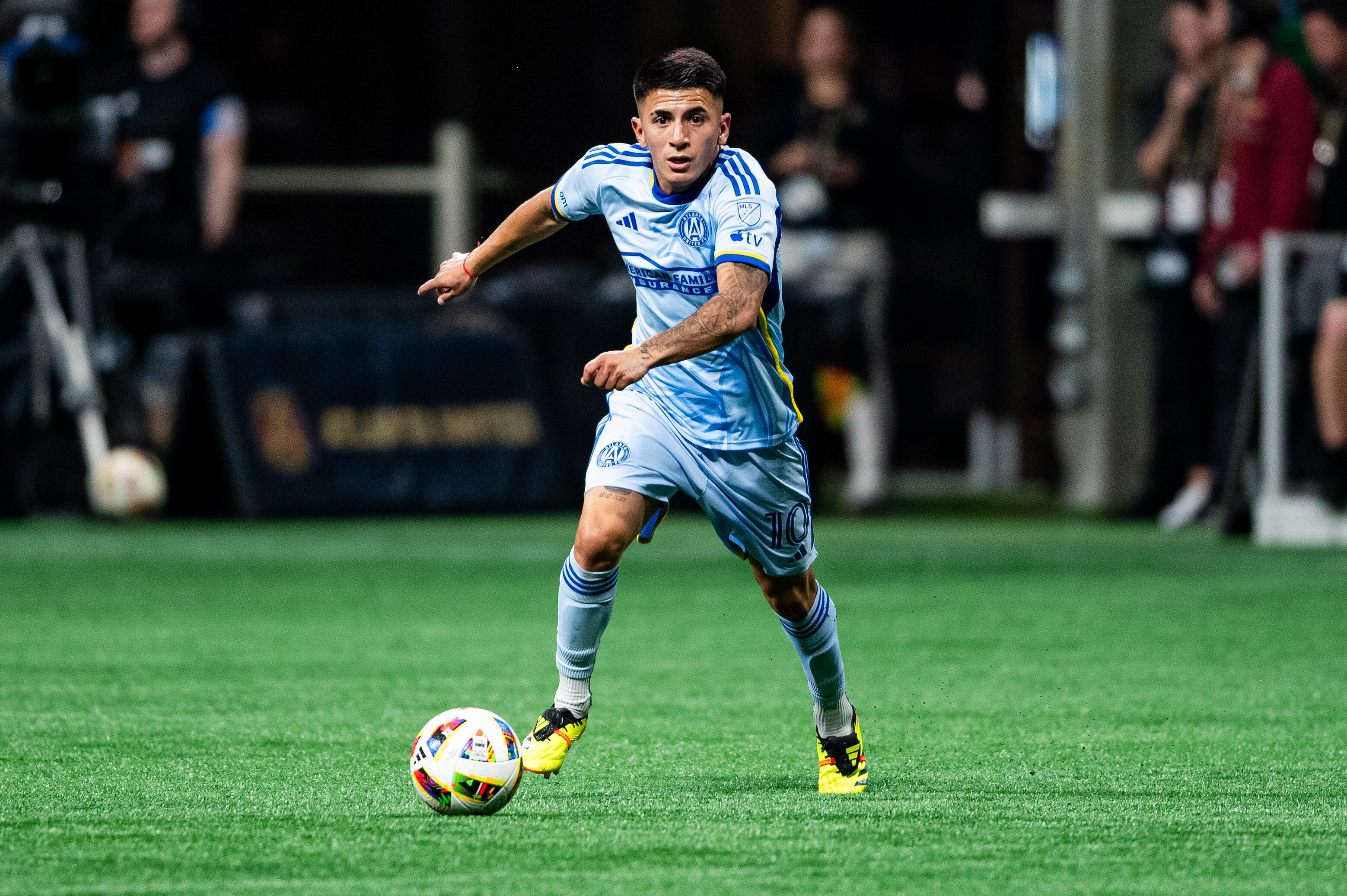 Rookie Abada scores twice to lead Charlotte to 3-2 victory over Atlanta United - Vimarsana News